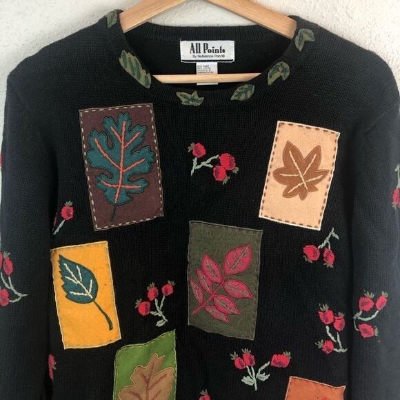 All Points Fall Leaves Sweater Size Medium - Picture 2 of 7
